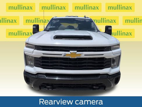 Used 2024 Chevrolet Silverado 2500 Custom w/ Custom Value Package AWD/4WD image 14