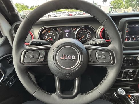 Used 2023 Jeep Wrangler Unlimited Sport AWD/4WD image 23
