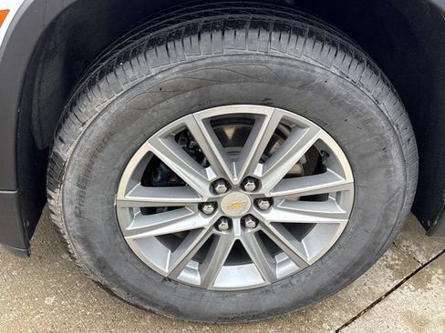 Used 2022 Chevrolet Traverse LT image 14