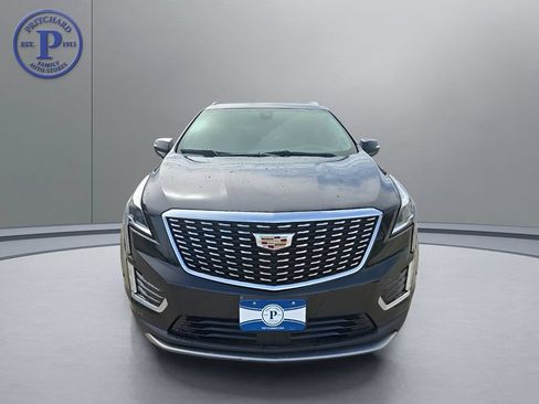 Used 2022 Cadillac XT5 Premium Luxury w/ Technology Package AWD/4WD image 2