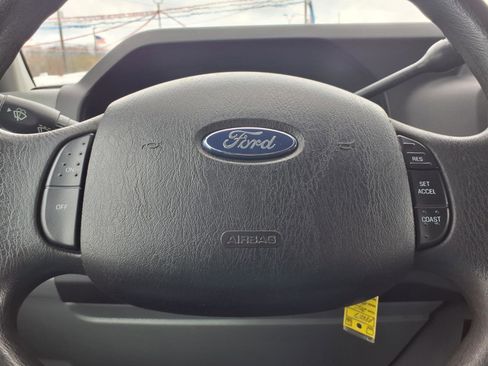 Used 2011 Ford E-250 and Econoline 250 Extended w/ PWR Group image 13