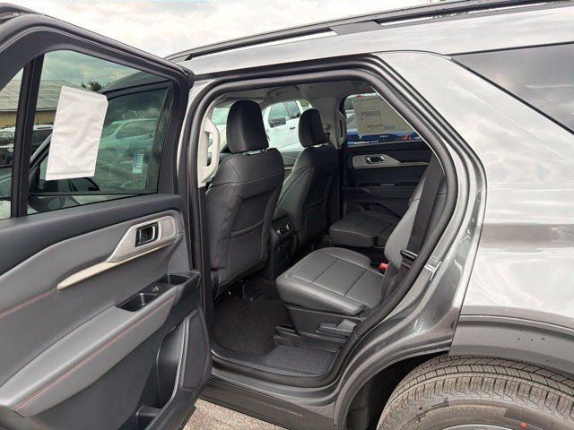Used 2026 Ford Explorer Active w/ Active Comfort Package AWD/4WD image 50
