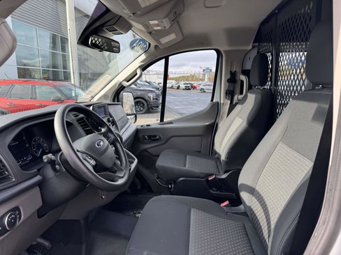 Used 2024 Ford Transit 250 Low Roof w/ Exterior Upgrade Package image 15