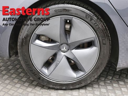 Used 2019 Tesla Model 3 Long Range image 25