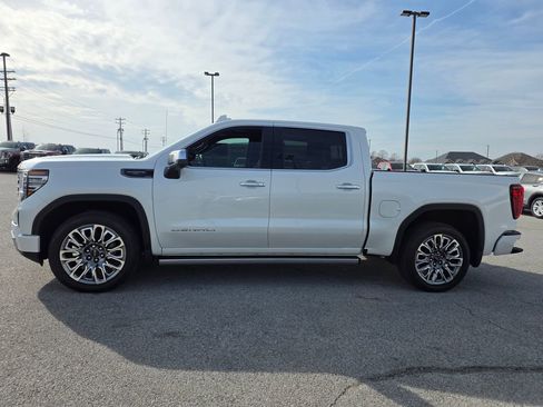 Used 2025 GMC Sierra 1500 Denali Ultimate image 4