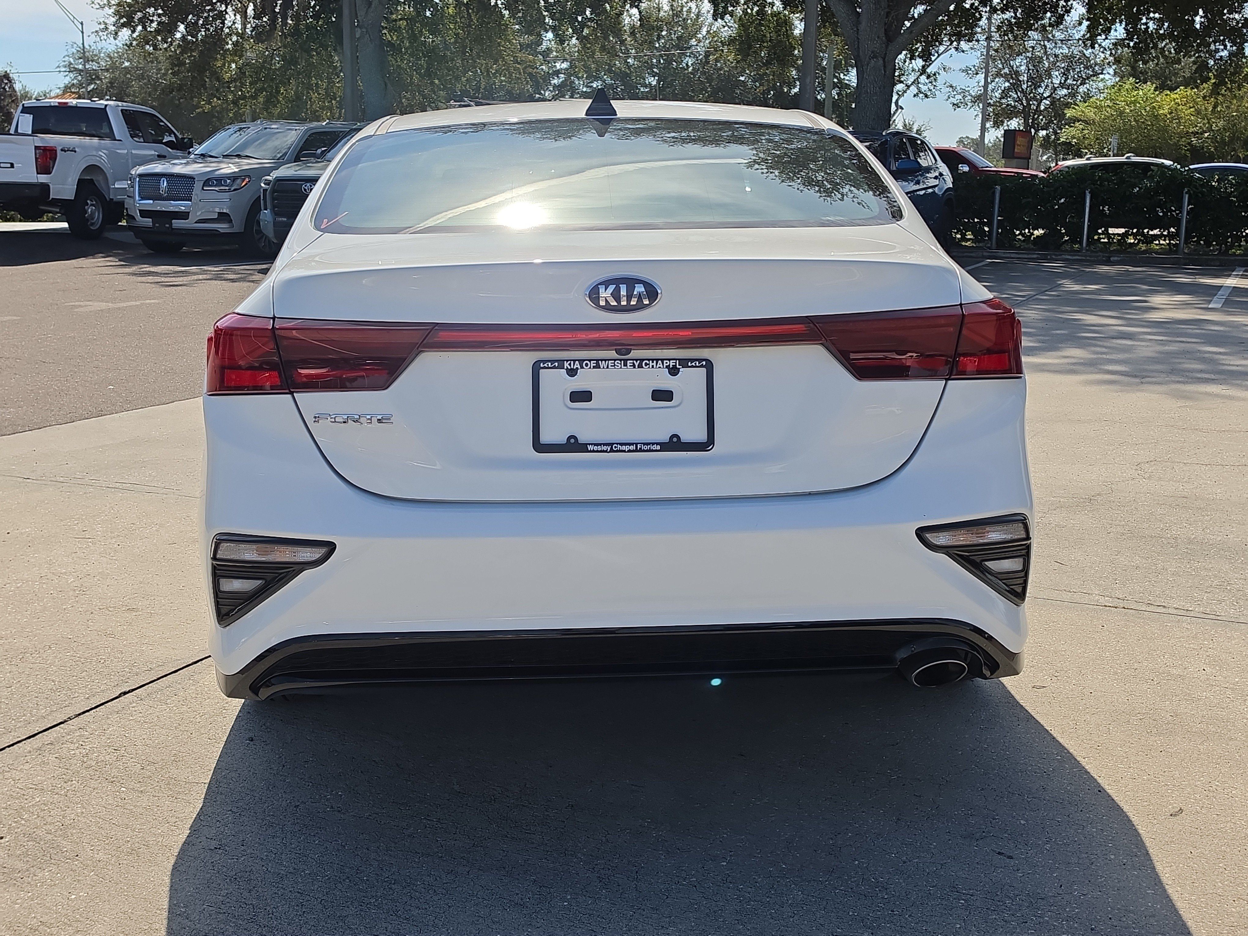Used 2020 Kia Forte LXS FWD image 6