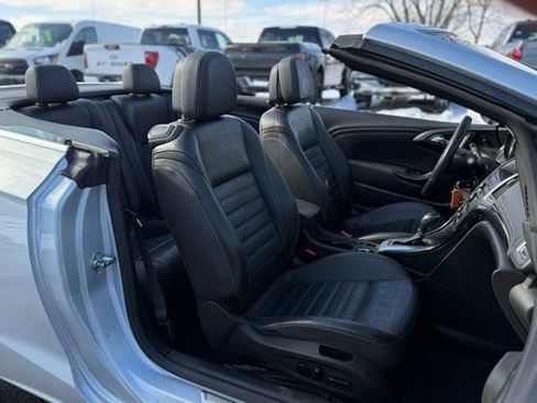 Used 2017 Buick Cascada Premium image 18