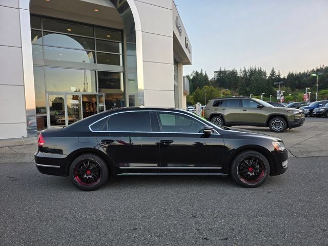 Used 2014 Volkswagen Passat TDI SEL Premium FWD image 2