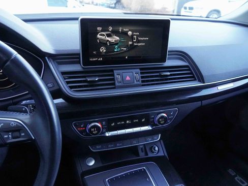 Used 2018 Audi Q5 2.0T Premium Plus w/ Premium Plus Package image 23