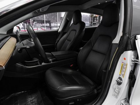 Used 2019 Tesla Model 3 Long Range image 33