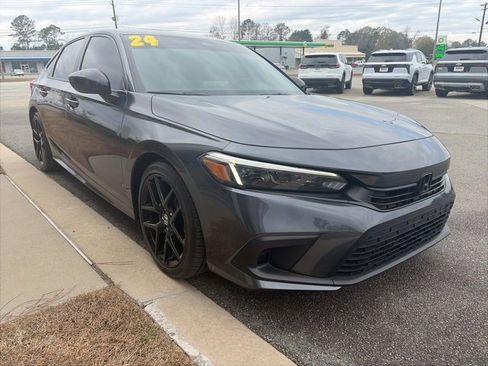 Used 2024 Honda Civic Sport image 5