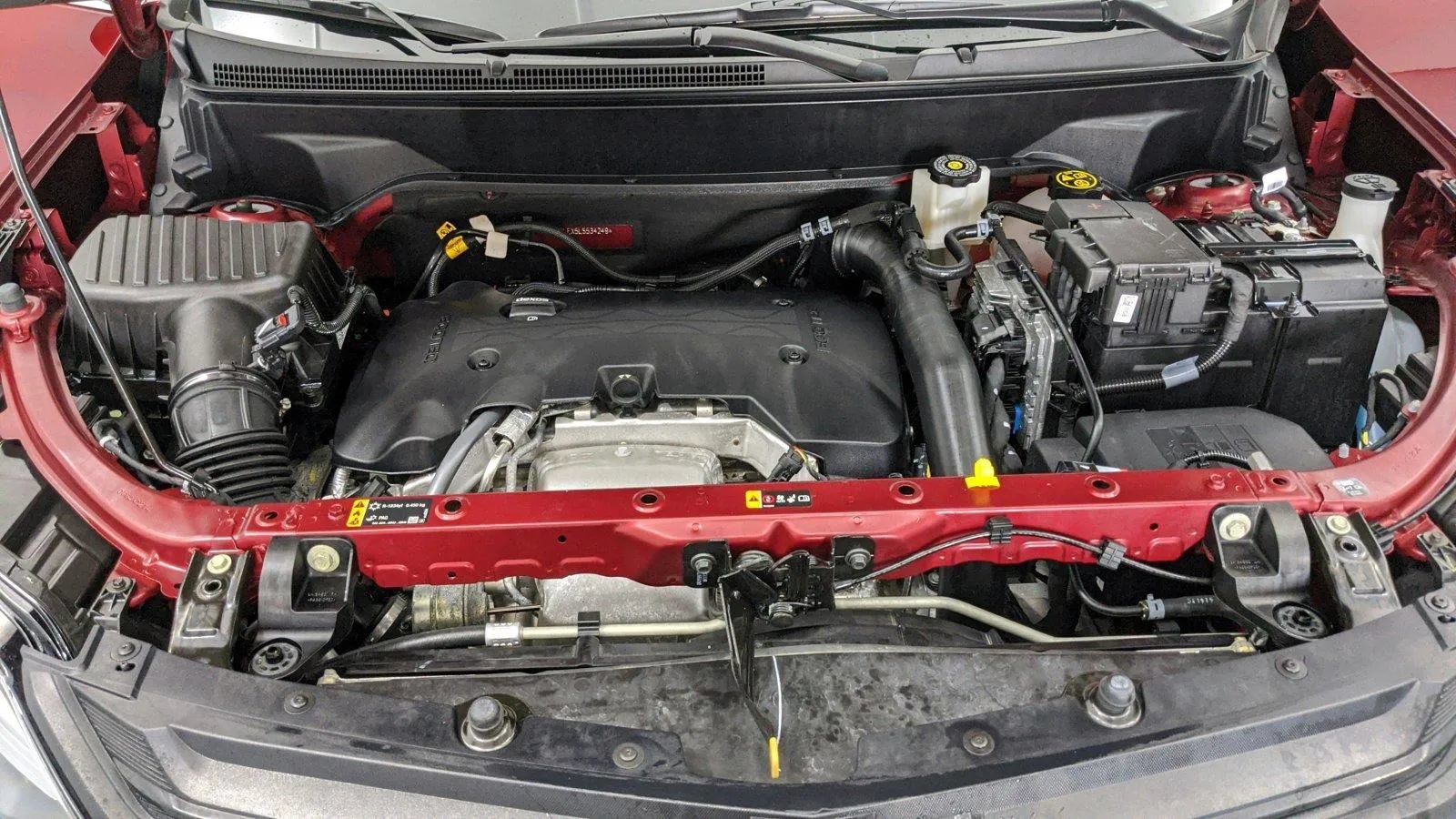Used 2020 Chevrolet Equinox LT FWD image 34
