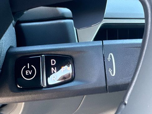 New 2026 Kia EV9 Light image 30