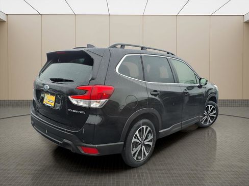 Used 2024 Subaru Forester Limited image 7