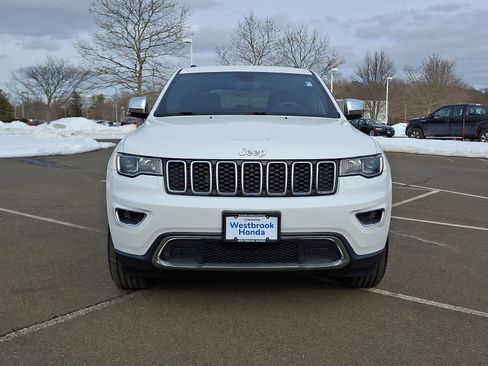 Used 2018 Jeep Grand Cherokee Limited image 2