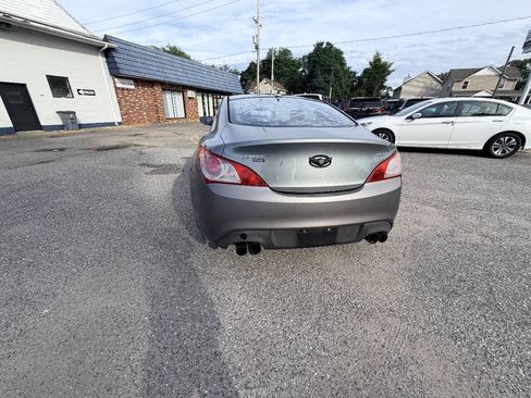 Used 2010 Hyundai Genesis 2.0T RWD image 36