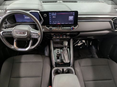 Used 2024 GMC Canyon Elevation image 23