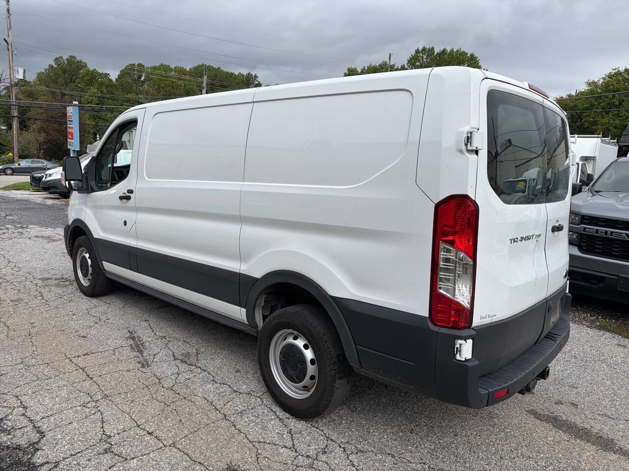 Used 2022 Ford Transit 250 Low Roof RWD image 14