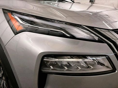 Used 2021 Nissan Rogue SV AWD/4WD image 27
