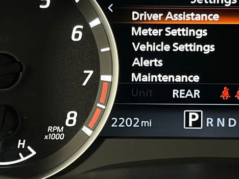 Used 2025 Nissan Frontier SV w/ SV Convenience Package image 17