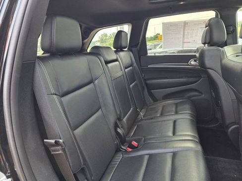 Used 2017 Jeep Grand Cherokee Limited w/ Luxury Group II AWD/4WD image 14