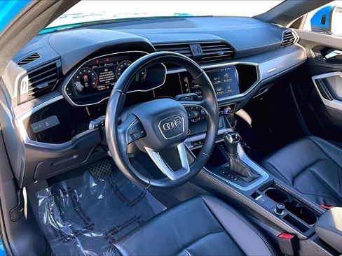 Used 2023 Audi Q3 2.0T Premium w/ Convenience Package image 17