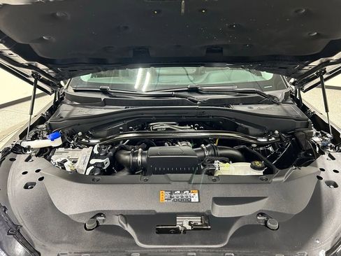 Certified 2025 Lincoln Aviator AWD image 34