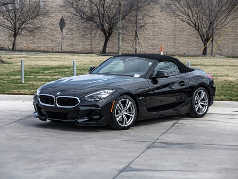 Certified 2023 BMW Z4 sDrive30i w/ Convenience Package image 34