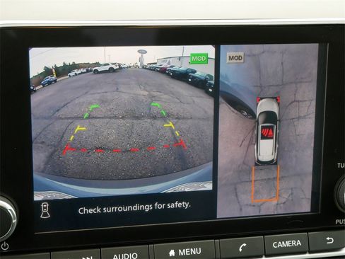 Used 2023 Nissan Rogue SL image 27