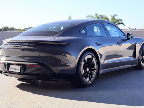 New 2026 Porsche Taycan image 9