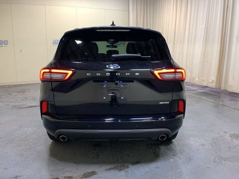 Used 2024 Ford Escape ST-Line w/ Tech Pack #1 AWD/4WD image 4
