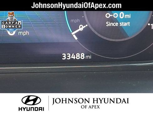 Used 2024 Volkswagen Atlas Cross Sport SE w/ Panoramic Sunroof Package FWD image 15