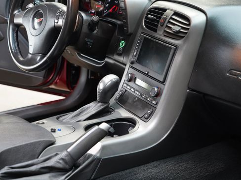 Used 2007 Chevrolet Corvette Coupe w/ Preferred Equipment Group image 58