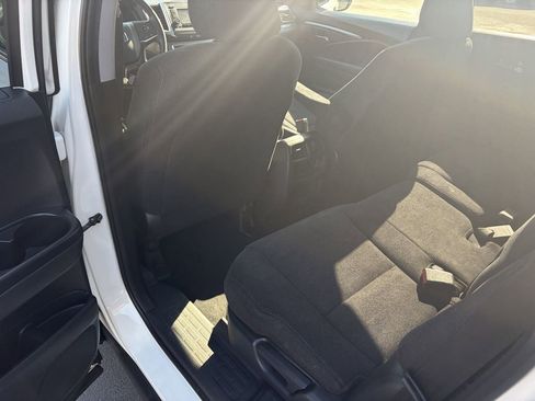 Used 2019 Honda Pilot LX image 18
