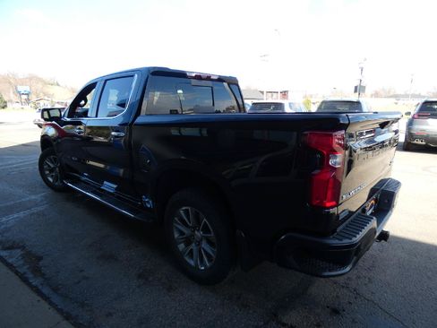 Certified 2021 Chevrolet Silverado 1500 High Country w/ Technology Package AWD/4WD image 10