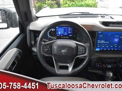 Used 2024 Ford Bronco Wildtrak AWD/4WD image 26