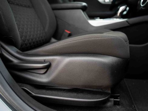 Used 2019 Chevrolet Blazer LT image 29