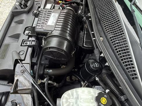 Used 2018 Chevrolet Express 2500 w/ Driver Convenience Package RWD image 36
