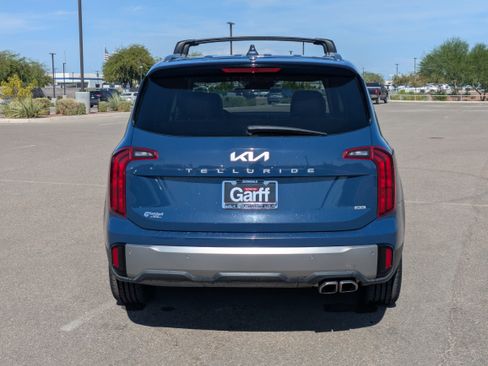 Certified 2025 Kia Telluride S AWD/4WD image 4