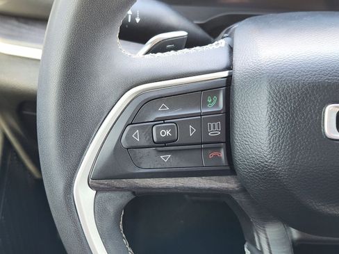 Used 2023 Jeep Grand Cherokee Limited AWD/4WD image 38