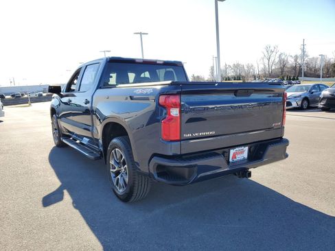 Used 2020 Chevrolet Silverado 1500 RST w/ RST Value Package image 3