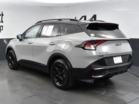 Certified 2025 Kia Sportage X-Pro AWD/4WD image 4