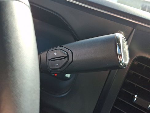 Certified 2025 Ford F350 Platinum image 22