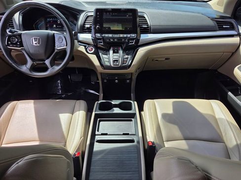 Certified 2023 Honda Odyssey Touring image 12