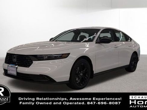 Used 2025 Honda Accord SE image 2