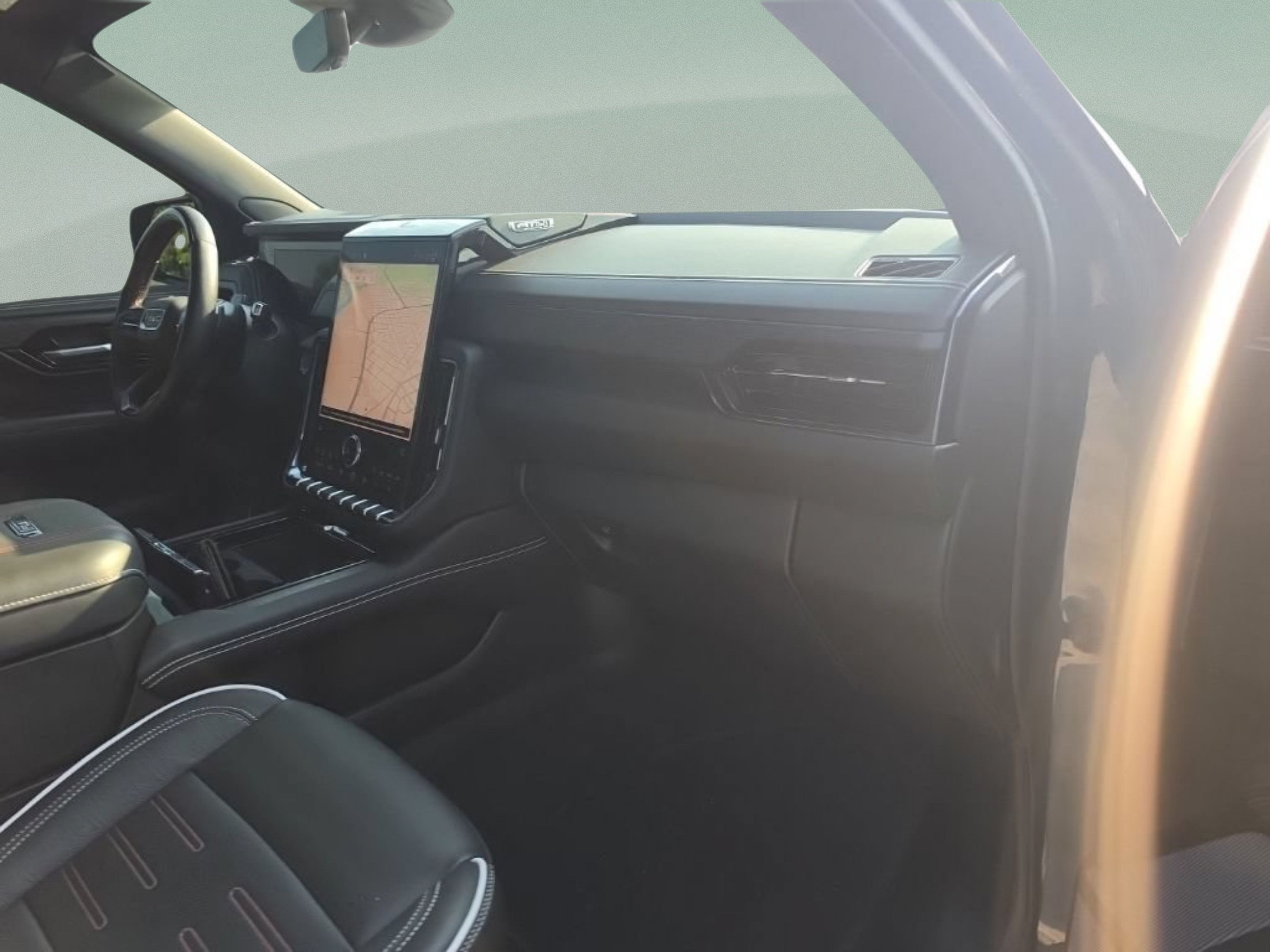 Used 2026 GMC Yukon AT4 Ultimate AWD/4WD image 30
