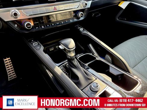 Used 2024 Kia Telluride SX X-Pro AWD/4WD image 32