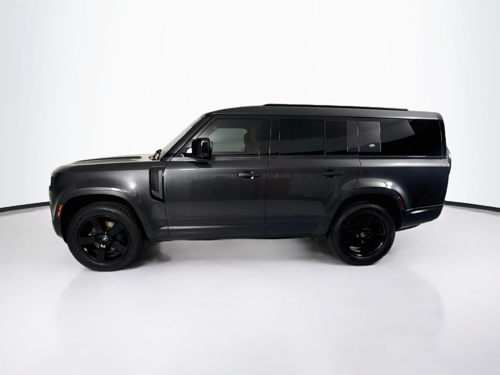 Used 2023 Land Rover Defender 130 First Edition AWD/4WD image 8