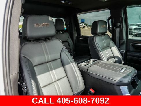 Used 2024 Chevrolet Silverado 2500 High Country w/ High Country Premium Package AWD/4WD image 21