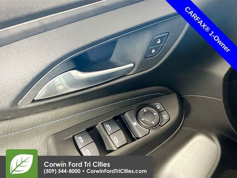 Used 2024 Buick Envista Sport Touring w/ Experience Buick Package image 12